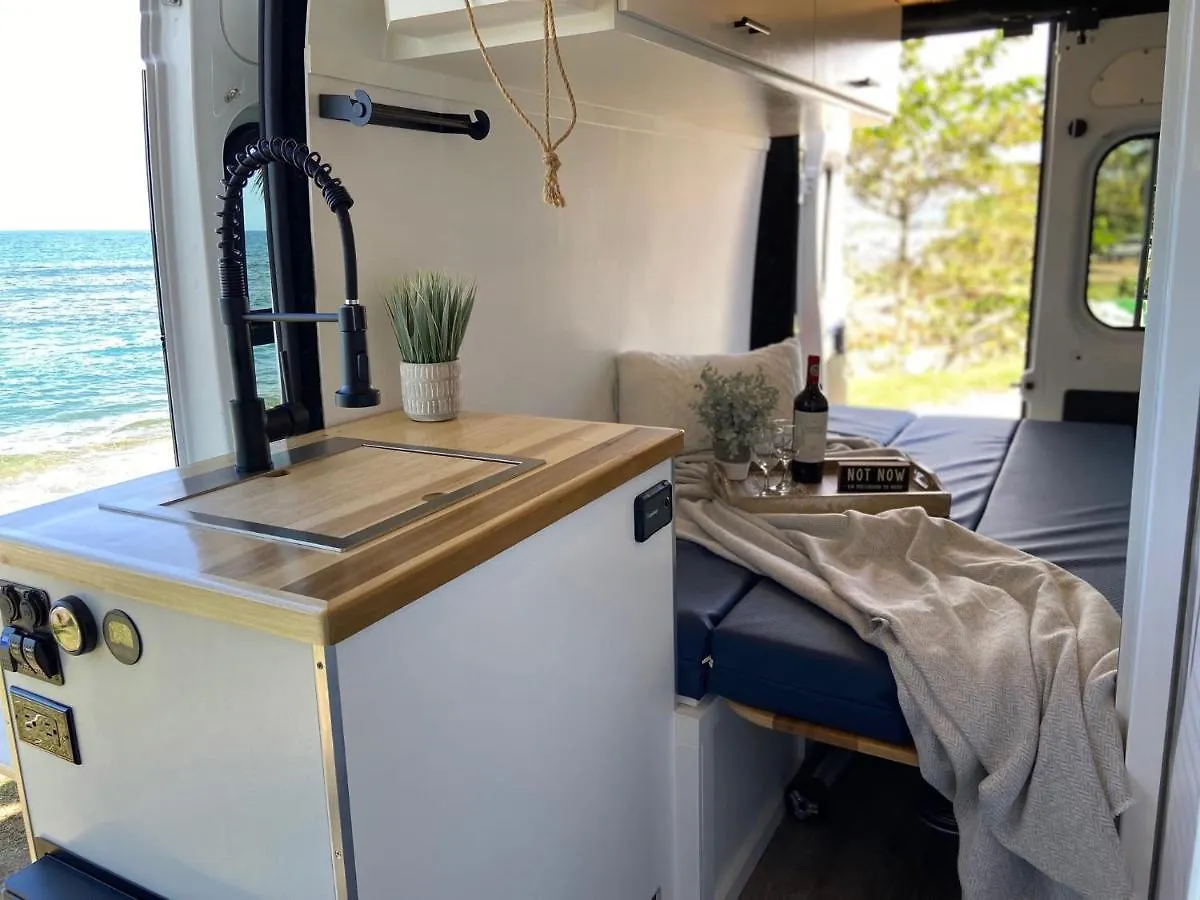 Campingplatz Discover Puerto Rico In Our Camper Van Mayra By Van Del Sol San Juan